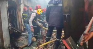 حريق ضخم يلتهم  50  » براكة  » بسوق المسيرة بالدارالبيضاء