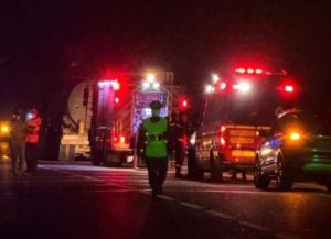 إستنفار امني بعد تسرب خطير لمادة  * لاسيد * من شاحنة بشاطئ تغازوت شمال أكادير