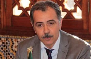 عبد الفتاح لحجمري في كتاب نقدي جديد: سوادٌ يتلاشى، بياضٌ يتكشَّف