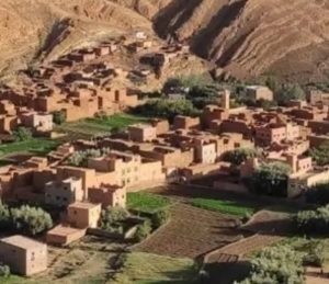 قصر توداعت ( أغبالو نكردوس- تنجداد ) .. حين تطفأ الكهرباء … وتشغل الحملات الانتخابية.