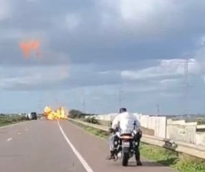 إنفجار قنينات غاز بشاحنة نقل على مستوى الطريق السيار