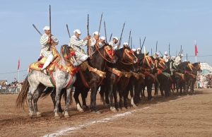 انطلاق فعاليات النسخة الرابعة عشرة لمهرجان البزازة أولاد ايعيش السنوي للتبوريدة التقليدية.