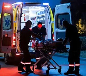 وفاة قاصر متأثرا بطعنات خطيرة في حادث عنف بحي البيوت